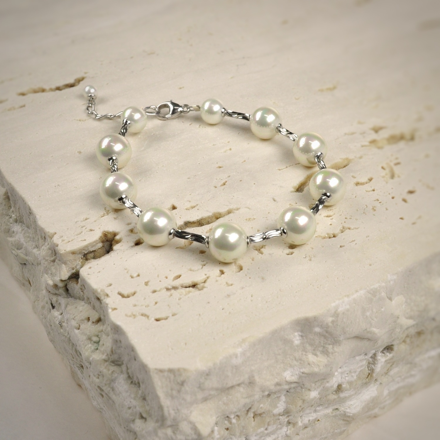 Silver Bracelet with pearls 3