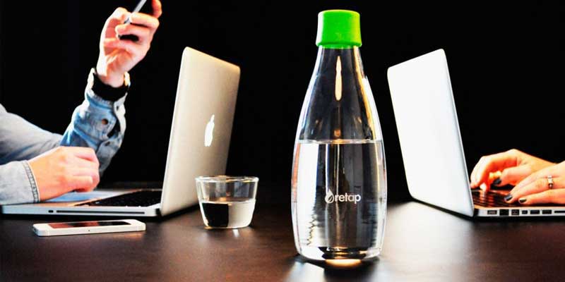 Las botellas reusables Retap están especialmente concebidas para beber agua, para personas con un estilo de vida sano que quieren cuidar su salud y la del medio Ambiente utilizando un producto reusable y no desechable.
