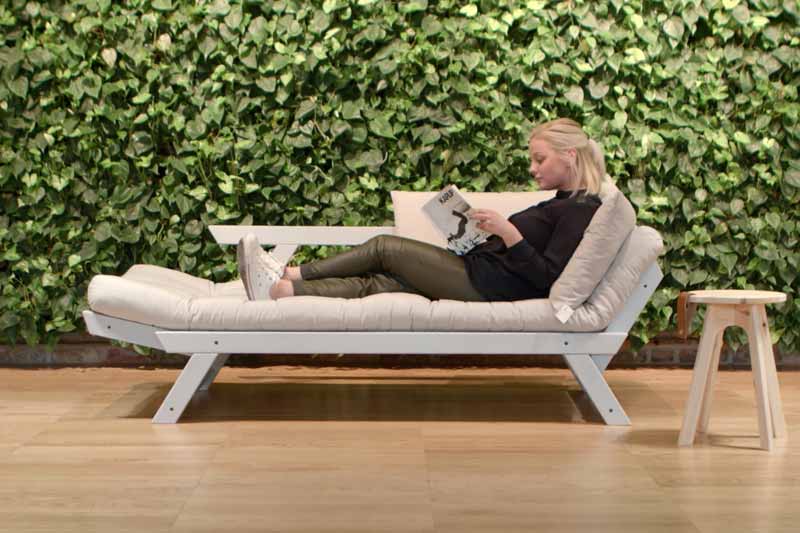 Sofás cama de madera de pino Karup