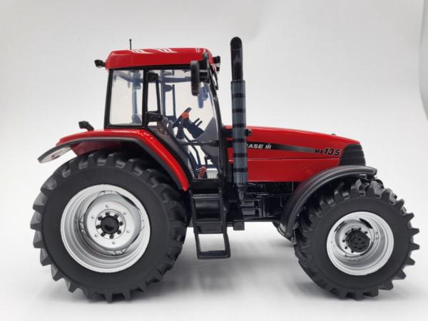 UNIVERSAL HOBBIES 1:32 Tractor CASE IH MX 135 LOGO CURVADO (2001-2002) EDICION LIMITADA 500 UNIDADES - Ítem5