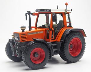 WEISE TOYS 1:32 Tractor FENDT FAVORIT 509C COMMUNAL