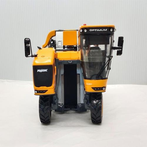 VARIOS 1:32 Vendimiadora PELLENC OPTIMUM XL60 - Ítem5