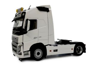 MARGE MODELS 1:32 Camion VOLVO FH16 4X2 BLANCO CLARO