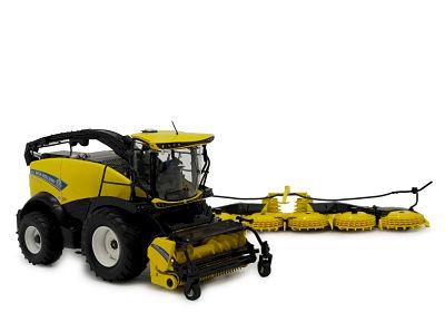 MARGE MODELS 1:32 Picadora de Forraje NEW HOLLAND FR 780 CON CABEZAL DE MAIZ Y PICK UP - Ítem1