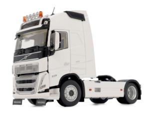 MARGE MODELS 1:32 Camion VOLVO FH5 4X2 CLEAR WHITE