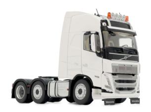 MARGE MODELS 1:32 Camion VOLVO FH5 6X2 CLEAR WHITE