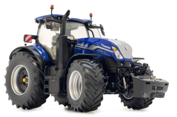 MARGE MODELS 1:32 Tractor NEW HOLLAND T7.440XD DYNAMIC BLUE POWER - Ítem1