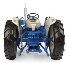 UNIVERSAL HOBBIES 1:16 Tractor FORD COUNTY SUPER 4 - Ítem3