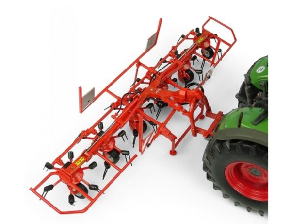 UNIVERSAL HOBBIES 1:32 Rastrillo KUHN GF 6502 - Ítem1