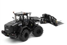 ERTL 1:32 Pala Cargadora JCB 435S CON HORQUILLA DE ENSILAJE EDICION NEGRA LIMITADA 1500 UNIDADES - Ítem1