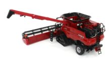 ERTL 1:32 Cosechadora CASE IH AFS CONNECT 9260 CON ORUGAS PEINE DE MAIZ Y PEINE DE CEREAL - Ítem9