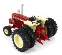 ERTL 1:32 Tractor FARMALL 1206 PRESTIGE COLLECTION - Ítem3