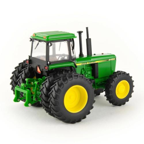 ERTL 1:32 Tractor JOHN DEERE 4450 4WD CON DOBLE RUEDA TRASERA MUSEO NACIONAL DEL JUGUETE 2023 - Ítem2