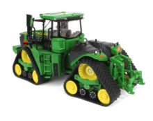 ERTL 1:32 Tractor JOHN DEERE 9RX 640 ORUGAS PRESTIGE COLLECTION - Ítem3