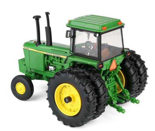 ERTL 1:32 Tractor JOHN DEERE 4430 2 WD CON DOBLE RUEDA TRASERA PRESTIGE COLLECTION - Ítem2