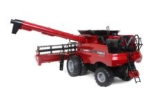 ERTL 1:16 Cosechadora CASE IH 8240 CON CORTE DE CEREAL Y CORTE DE MAIZ - Ítem5