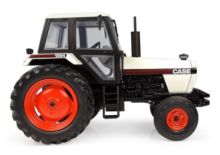 UNIVERSAL HOBBIES 1:32 Tractor CASE 1594 2WD - Ítem2