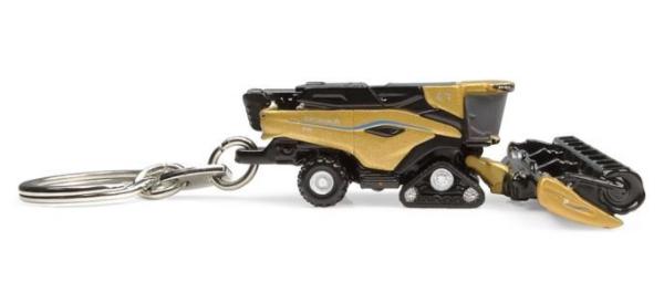 UNIVERSAL HOBBIES Llavero Cosechadora NEW HOLLAND CR11 GOLD - Ítem1