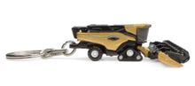 UNIVERSAL HOBBIES Llavero Cosechadora NEW HOLLAND CR11 GOLD - Ítem1