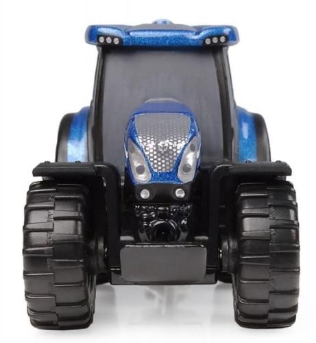 UNIVERSAL HOBBIES Llavero Tractor NEW HOLLAND T7.225 BLUE POWER - Ítem3