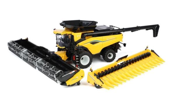 ERTL 1:32 Cosechadora NEW HOLLAND CR11 COMBINE CON DOBLE PEINE DE MAIZ Y CEREAL PRESTIGE COLLECTION - Ítem2