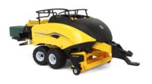 ERTL 1:32 Empacadora NEW HOLLAND BIG BALER 340 PLUS VERSION US CON 6 PACAS RECTANGULARES - Ítem2