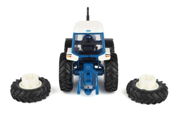ERTL 1:32 Tractor FORD TW-35 CON DOBLE RUEDA - Ítem6