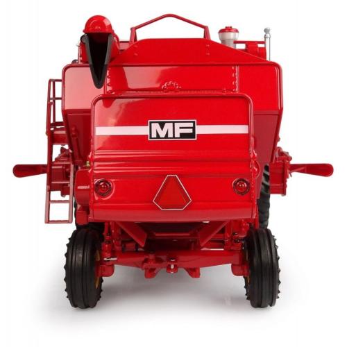 UNIVERSAL HOBBIES 1:32 Cosechadora MASSEY FERGUSON 760 - Ítem8