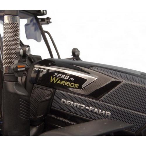 UNIVERSAL HOBBIES 1:32 Tractor DEUTZ-FAHR 7250 TTV WARRIOR EDITION GLOSS BLACK - Ítem5