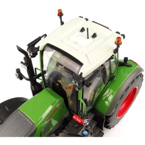 UNIVERSAL HOBBIES 1:32 Tractor FENDT 620 VARIO - Ítem6