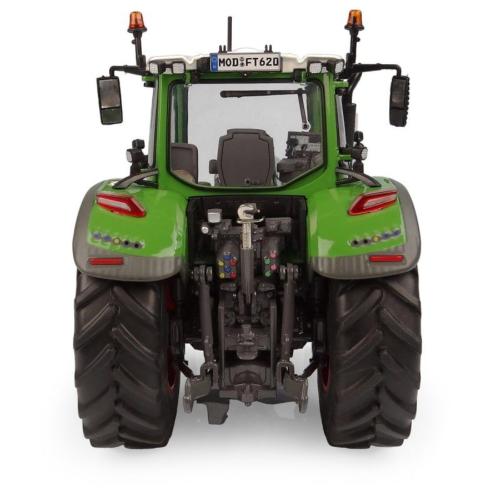 UNIVERSAL HOBBIES 1:32 Tractor FENDT 620 VARIO - Ítem8