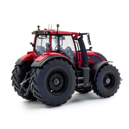 UNIVERSAL HOBBIES 1:32 Tractor VALTRA Q305 ROJO EDICION LIMITADA 500 UNIDADES - Ítem1