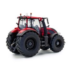 UNIVERSAL HOBBIES 1:32 Tractor VALTRA Q305 ROJO EDICION LIMITADA 500 UNIDADES - Ítem1