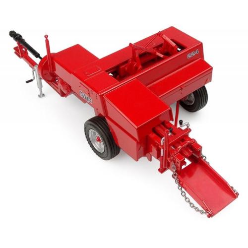 UNIVERSAL HOBBIES 1:32 Empacadora MASSEY FERGUSON 224 PACAS RECTANGULARES - Ítem3