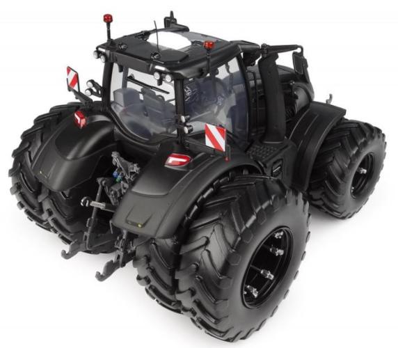 UNIVERSAL HOBBIES 1:32 Tractor VALTRA S416 CON RUEDAS GEMELAS NEGRO MATE EDICION LIMITADA 1000 UNIDADES - Ítem2