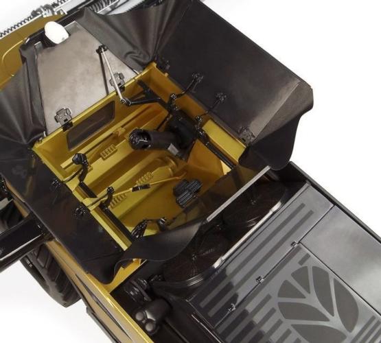UNIVERSAL HOBBIES 1:32 Cosechadora NEW HOLLAND CR11 EDICION DORADA AGRITECHNICA 2025 - Ítem9