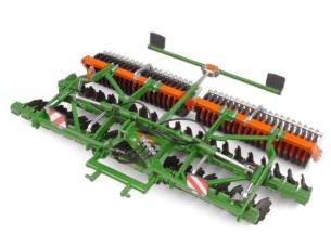 UNIVERSAL HOBBIES 1:32 Cultivador de rastrojos AMAZONE CATROS 5003-2