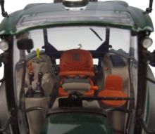 UNIVERSAL HOBBIES 1:32 Tractor FIAT IL TRATTORE 1918-2025 - Ítem6