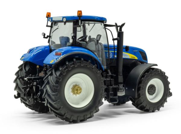 ROS 1:32 Tractor NEW HOLLAND T7070 AUTOCOMMAND - Ítem1