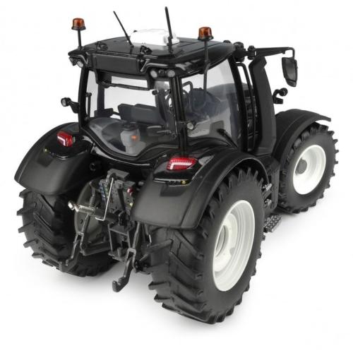 UNIVERSAL HOBBIES 1:32 Tractor VALTRA N175 NEGRO METALIZADO EDICION LIMITADA 750 UNIDADES - Ítem1