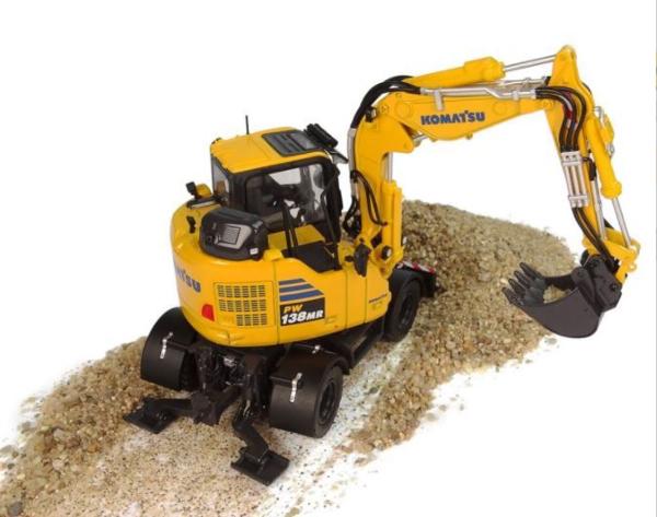 UNIVERSAL HOBBIES 1:50 Excavadora KOMATSU DE RUEDAS PW138-MR11 2026 - Ítem7