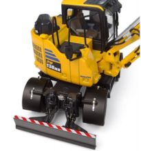 UNIVERSAL HOBBIES 1:50 Excavadora KOMATSU DE RUEDAS PW138-MR11 2026 - Ítem3