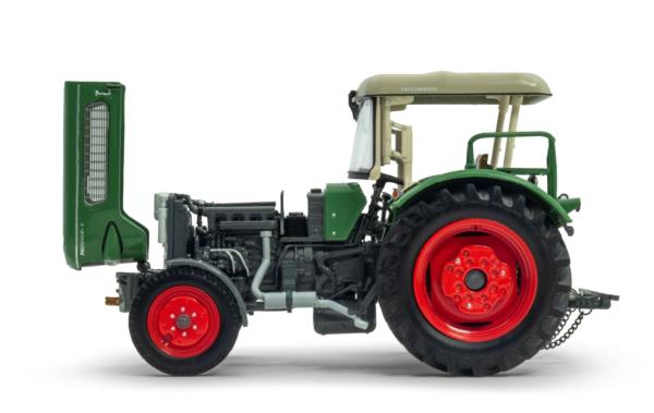 ROS 1:32 Tractor FENDT FAVORIT 3 2WD CON CABINA - Ítem2