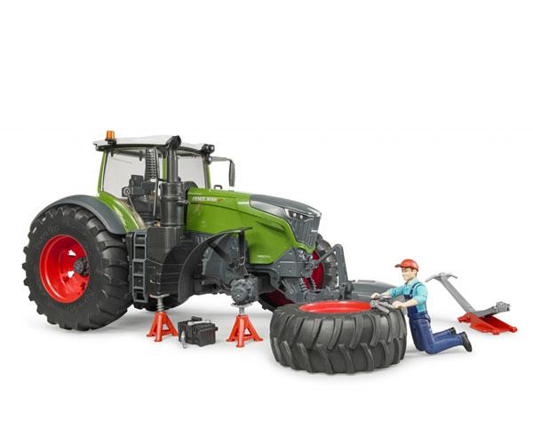 Tractor de juguete FENDT 1050 Vario con mecánico y accesorios Bruder 04041 - Ítem2