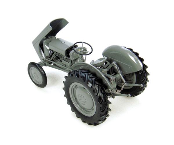 Replica tractor FERGUSON TEA20 - Ítem2