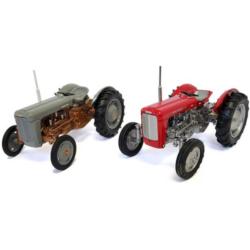 UNIVERSAL HOBBIES 1:32 Caja con Tractor FERGUSON 35 Y MASSEY FERGUSON 35 EDICION LIMITADA 1000 UNIDADES
