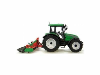 UNIVERSAL HOBBIES 1:32 Tractor VALTRA C CON PROSOL POWER HARROW - Ítem1