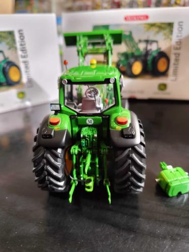 WIKING 1:32 Tractor JOHN DEERE 7530 CON PALA FRONTAL 753 - Ítem3
