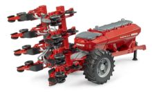 BRUDER 1:16 Sembradora de Precision HORSCH MAESTRO 8CX - Ítem3