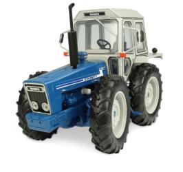 UNIVERSAL HOBBIES 1:32 Tractor FORD COUNTY 1174